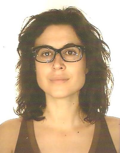 Fotografia de perfil do explicador Maria Estácio